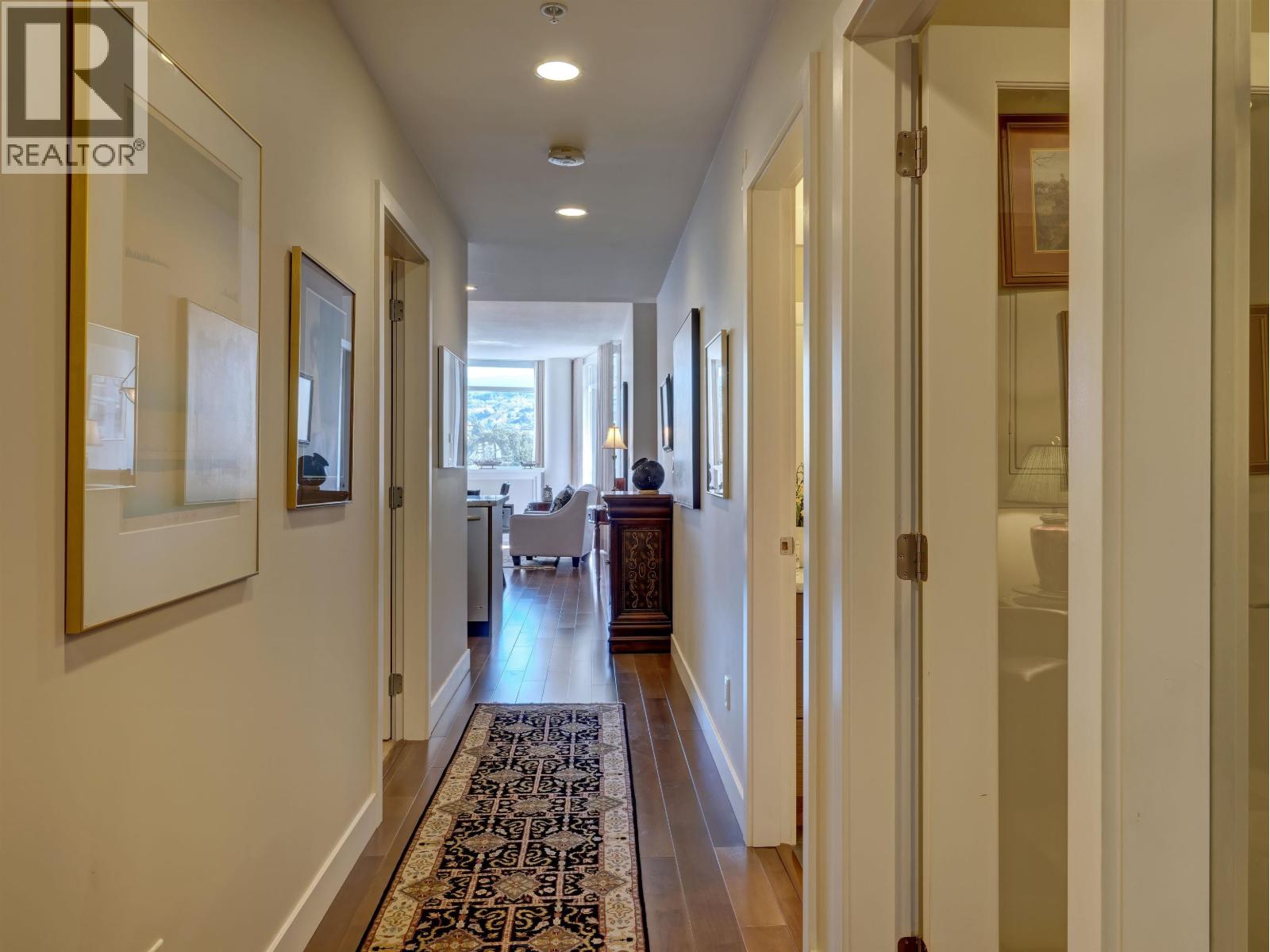 405 5725 TEREDO STREET, Sechelt