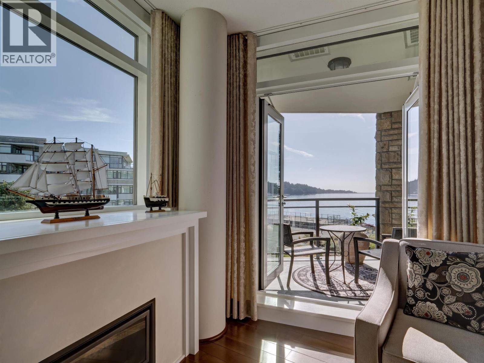 405 5725 TEREDO STREET, Sechelt