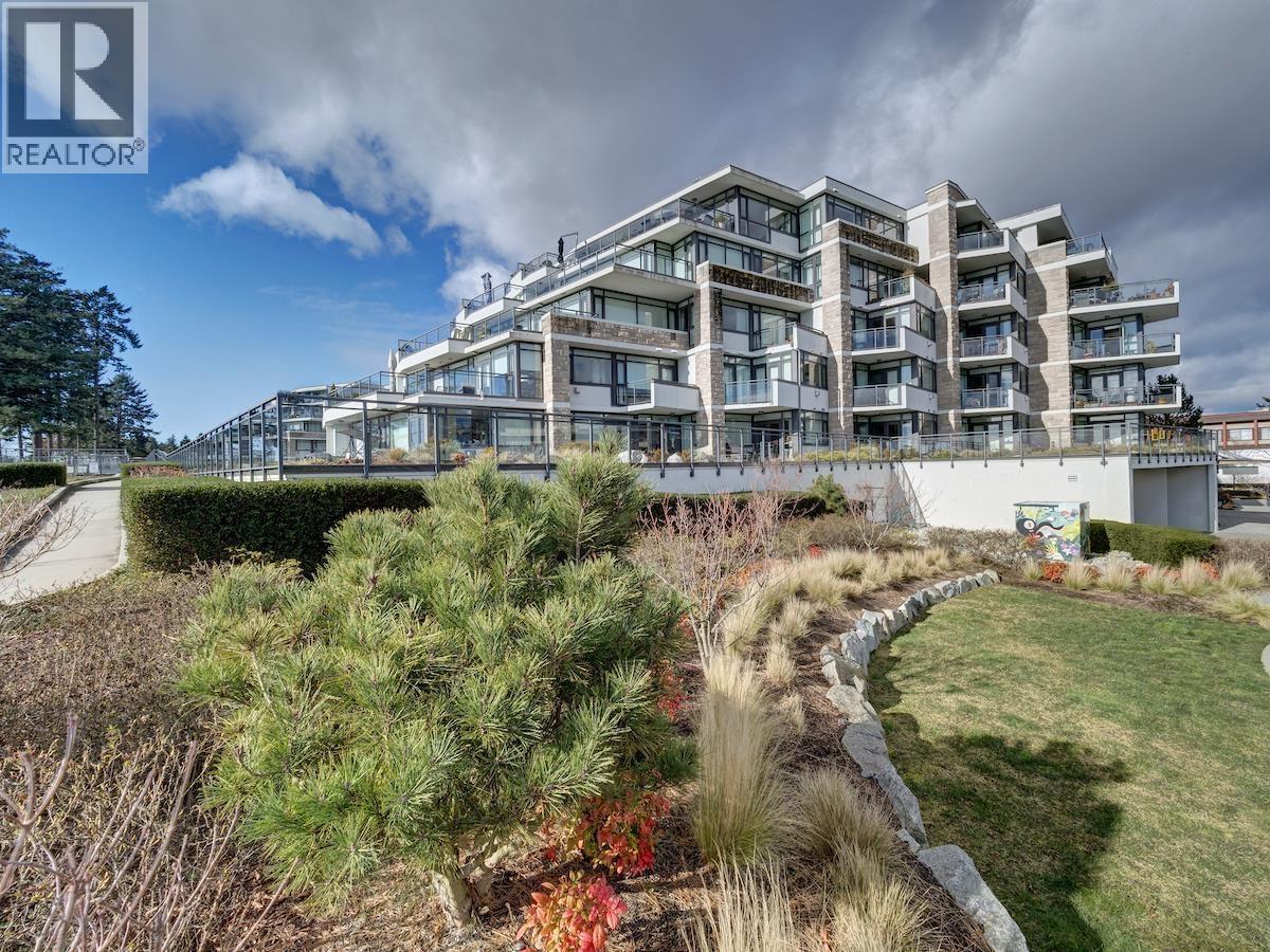 405 5725 TEREDO STREET, Sechelt
