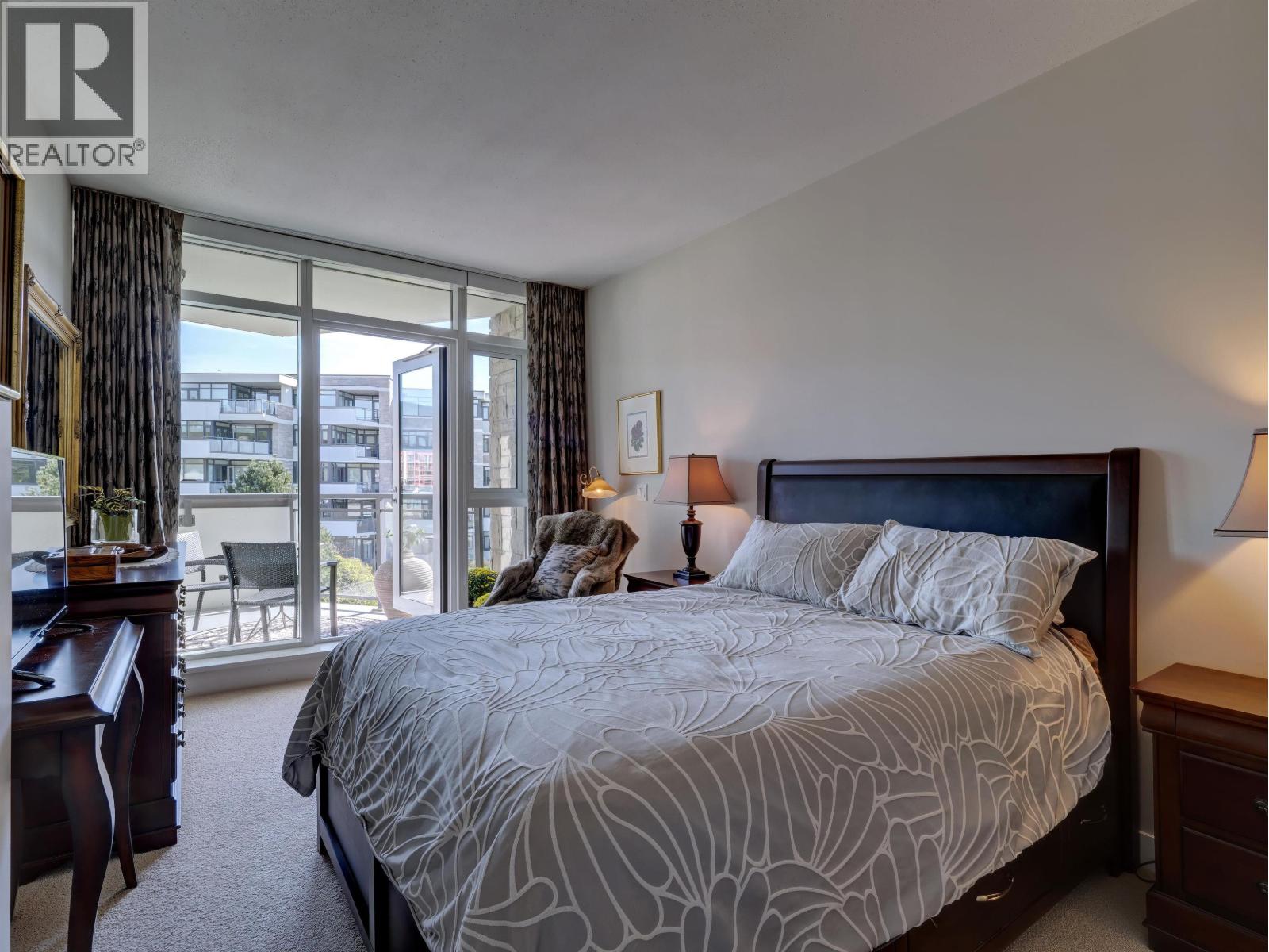 405 5725 TEREDO STREET, Sechelt