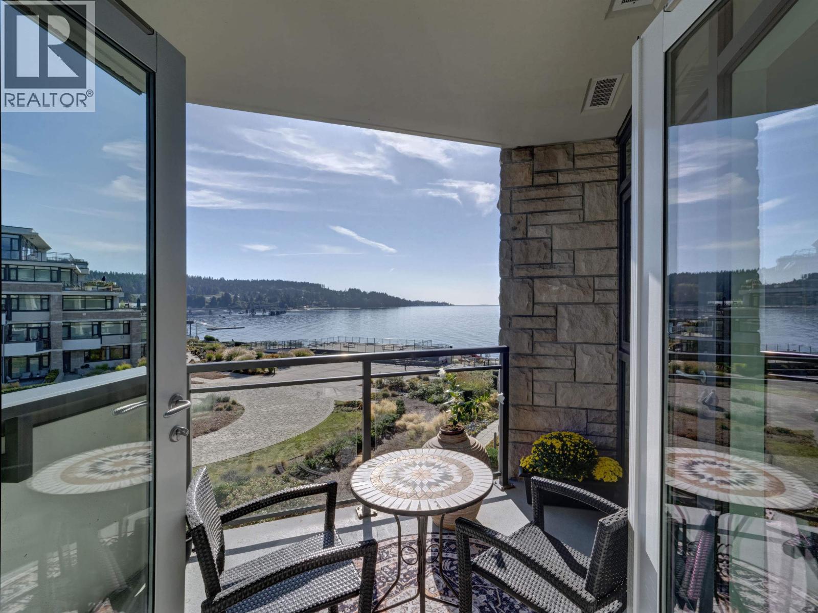 405 5725 TEREDO STREET, Sechelt