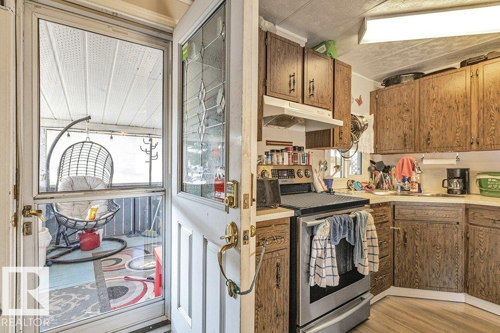 862 west coast BA NW, Edmonton