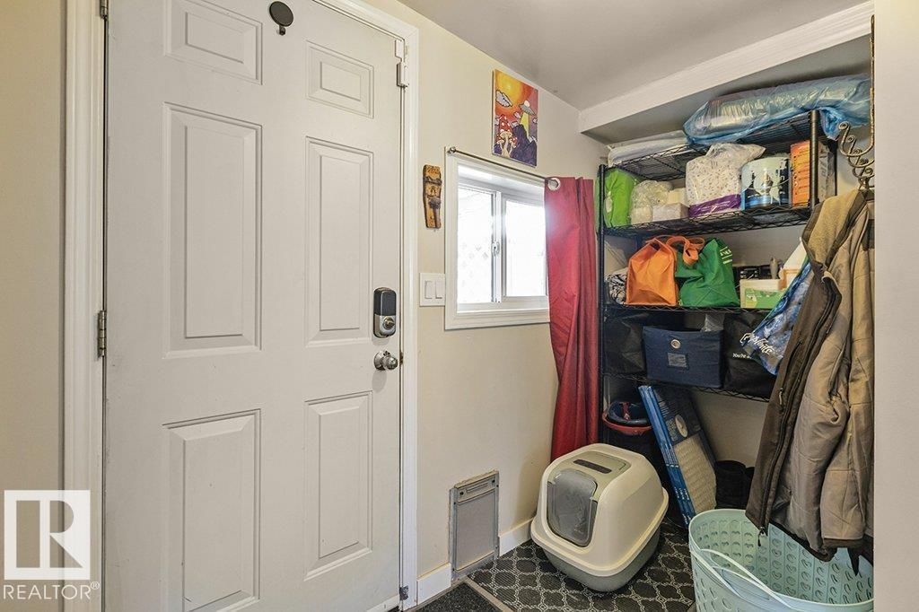 862 west coast BA NW, Edmonton