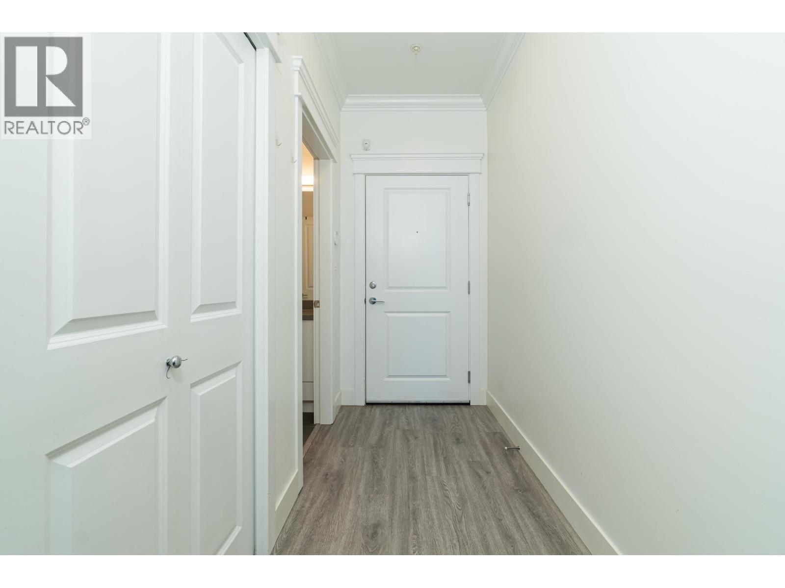 404 2389 HAWTHORNE AVENUE, Port Coquitlam