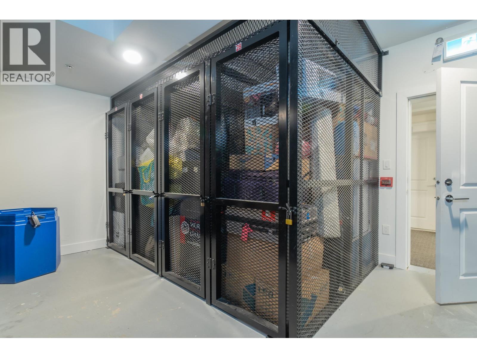 404 2389 HAWTHORNE AVENUE, Port Coquitlam