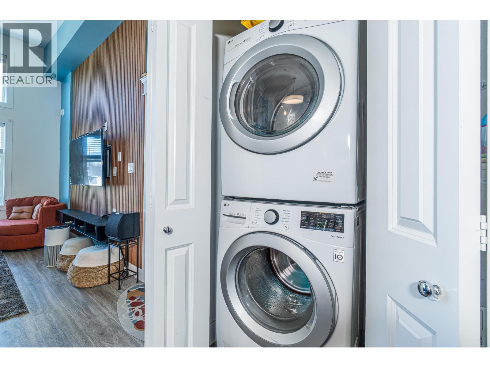 404 2389 HAWTHORNE AVENUE, Port Coquitlam