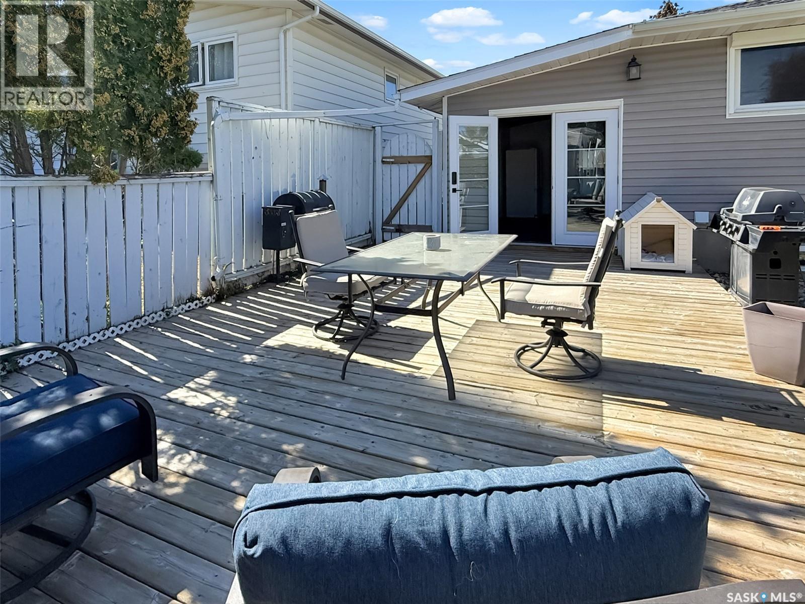 Single Family House Bungalow for Sale in  Macdonald CRESCENT Swift Current 