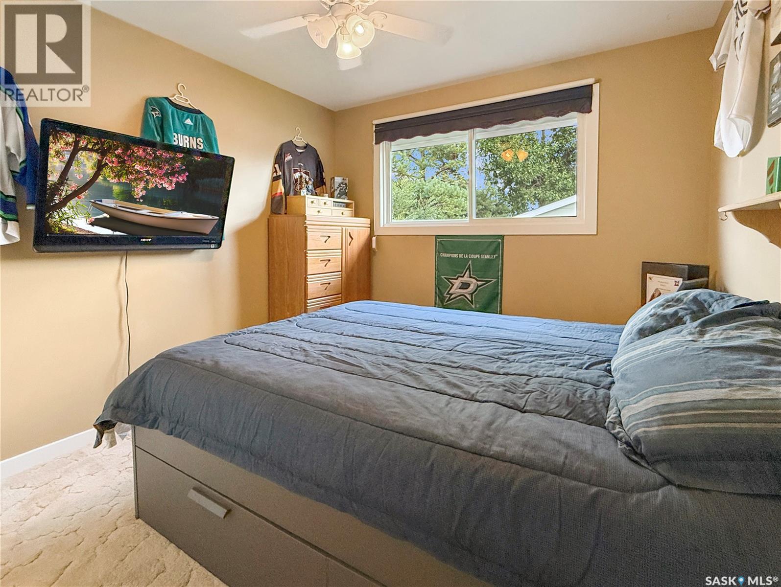 Single Family House Bungalow for Sale in  Macdonald CRESCENT Swift Current 