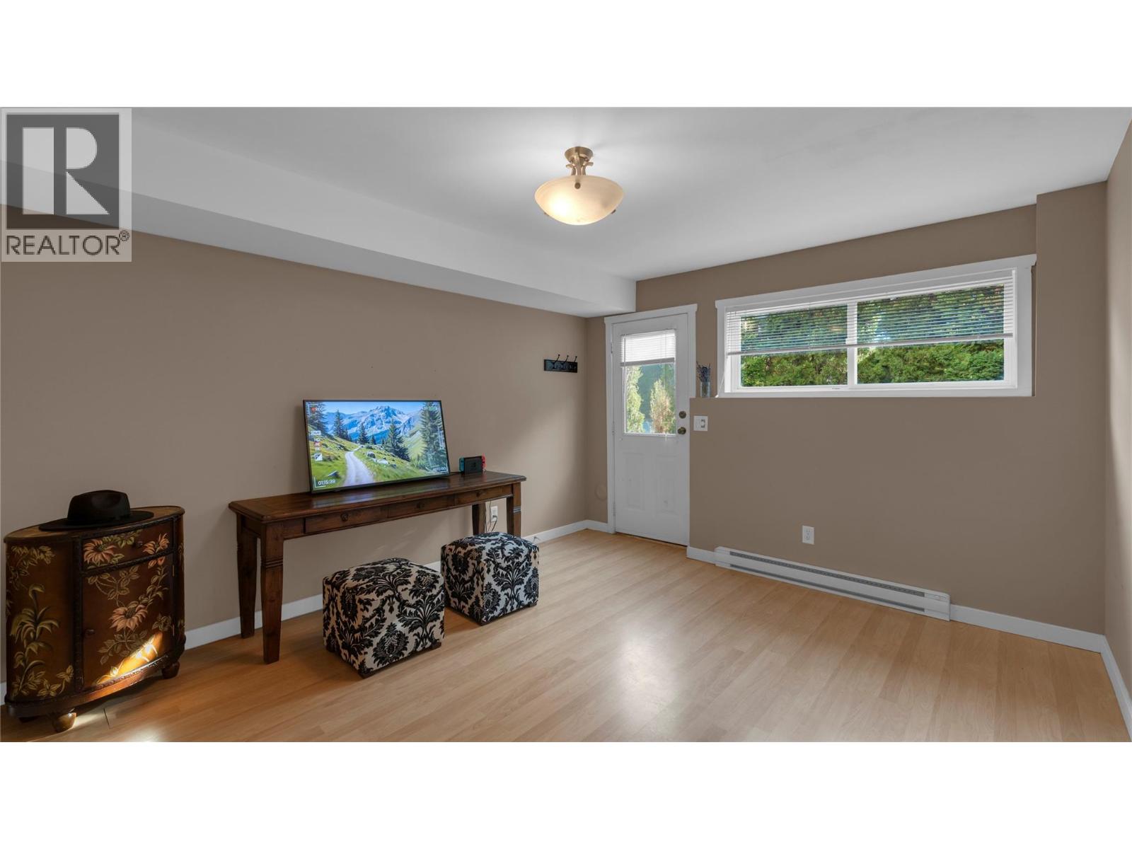  3065 Lakeview Cove Road, West Kelowna