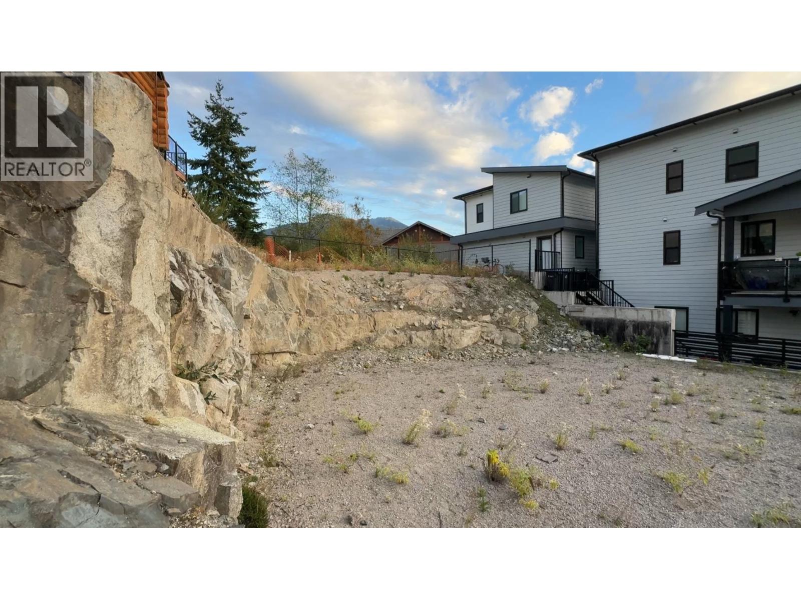 40876 THE CRESCENT, Squamish