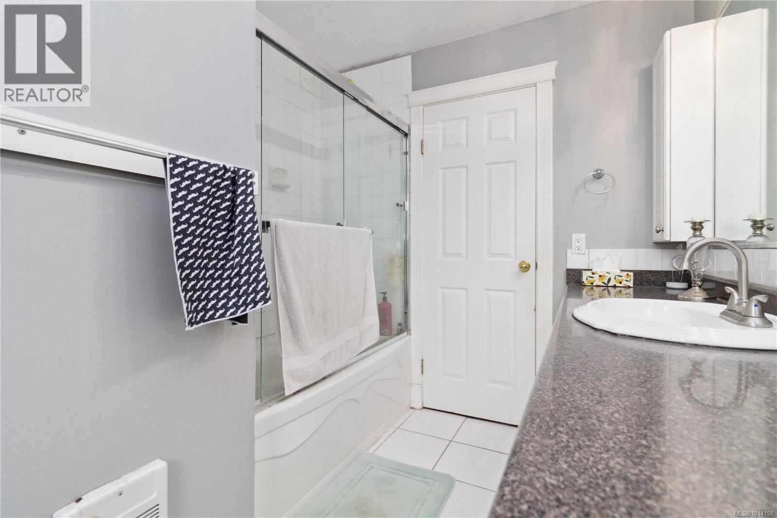 625 Baker Street, Saanich