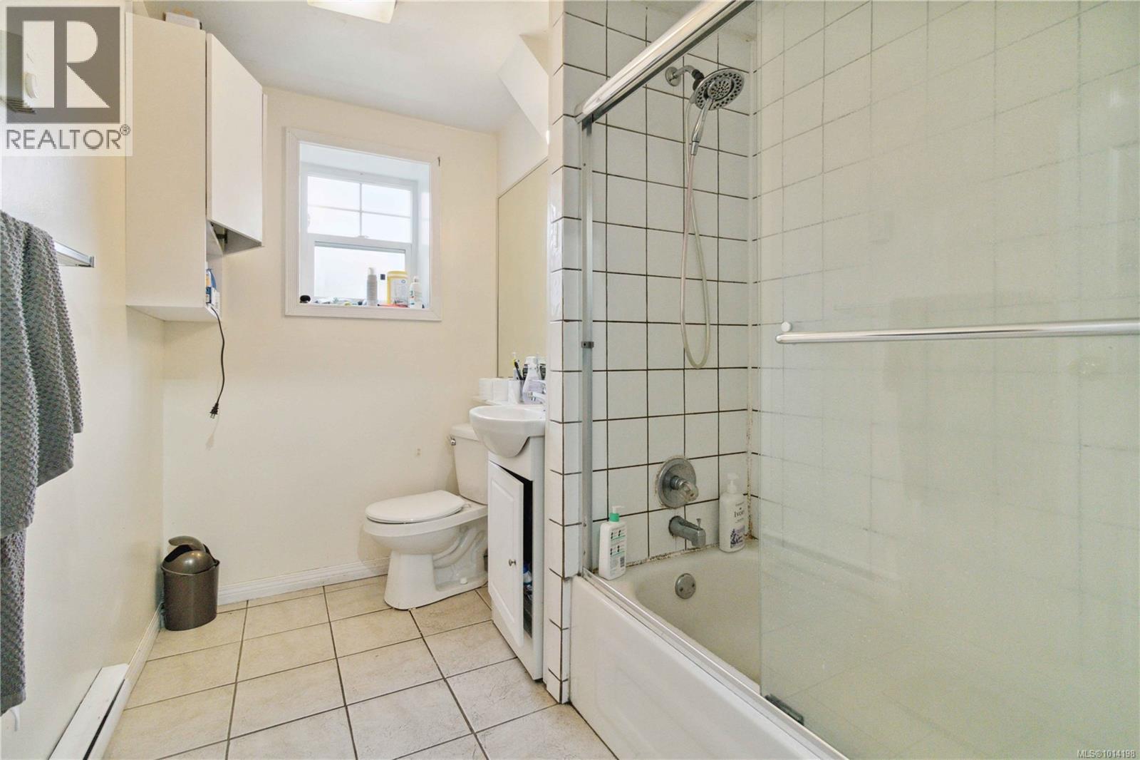  625 Baker Street, Saanich