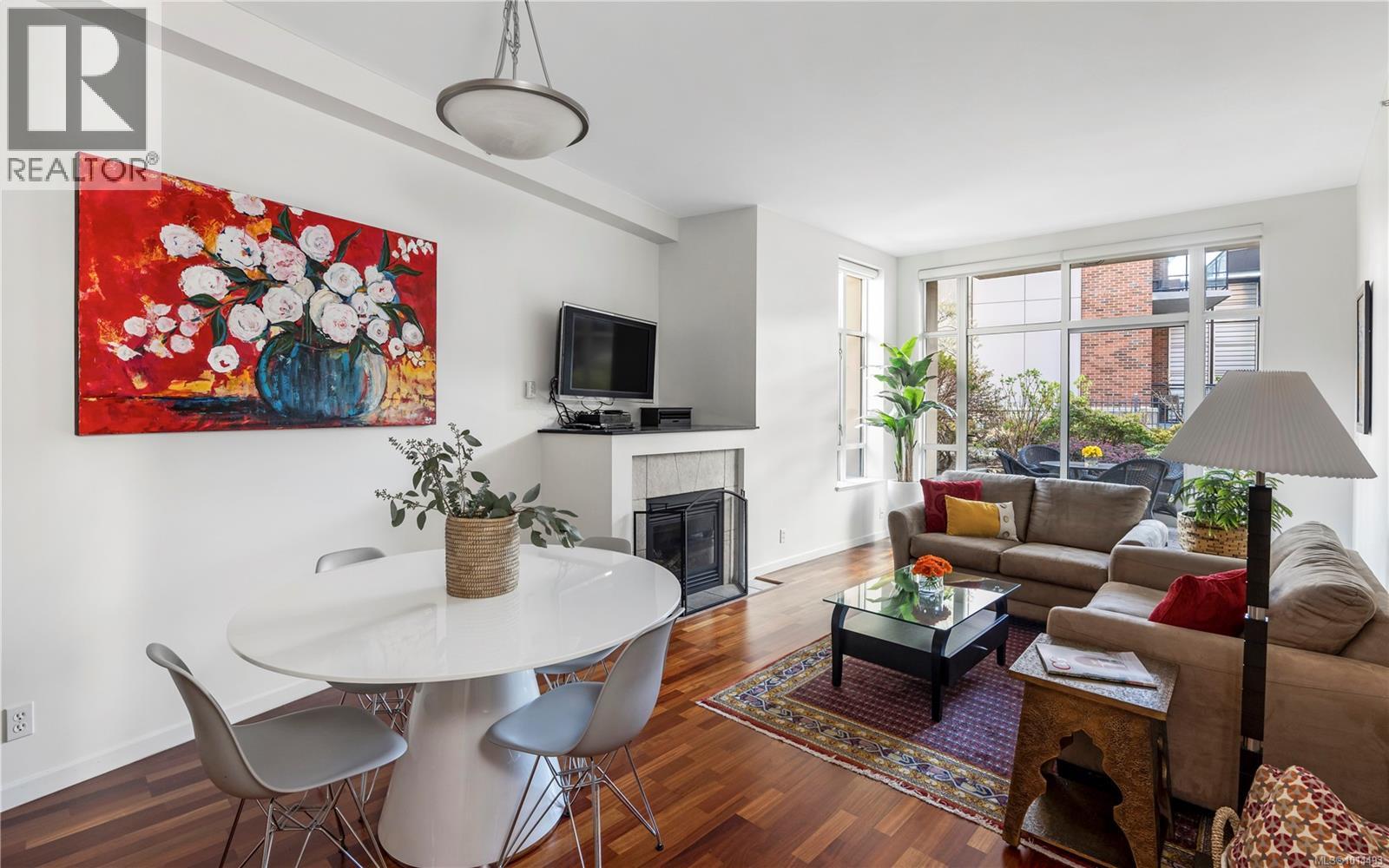 107 827 Fairfield Road, Victoria