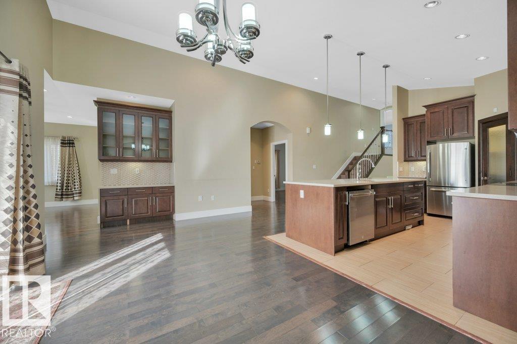 6221 167A AV NW, Edmonton