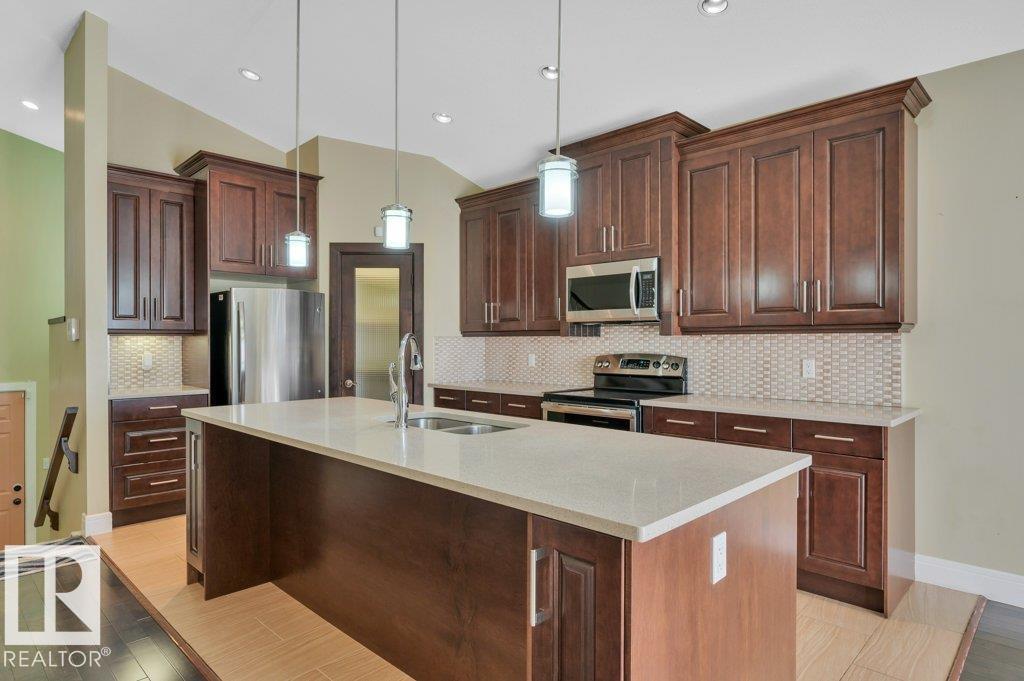 6221 167A AV NW, Edmonton