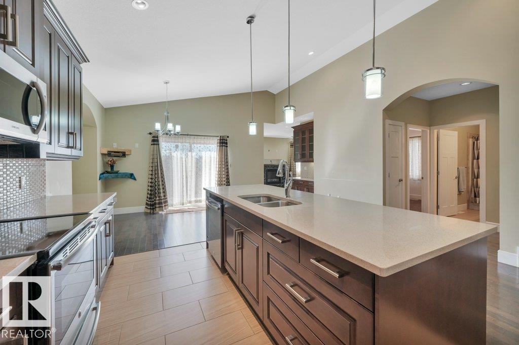 6221 167A AV NW, Edmonton