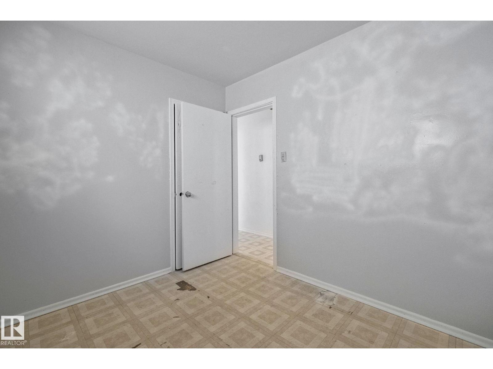 12350 82 ST NW, Edmonton