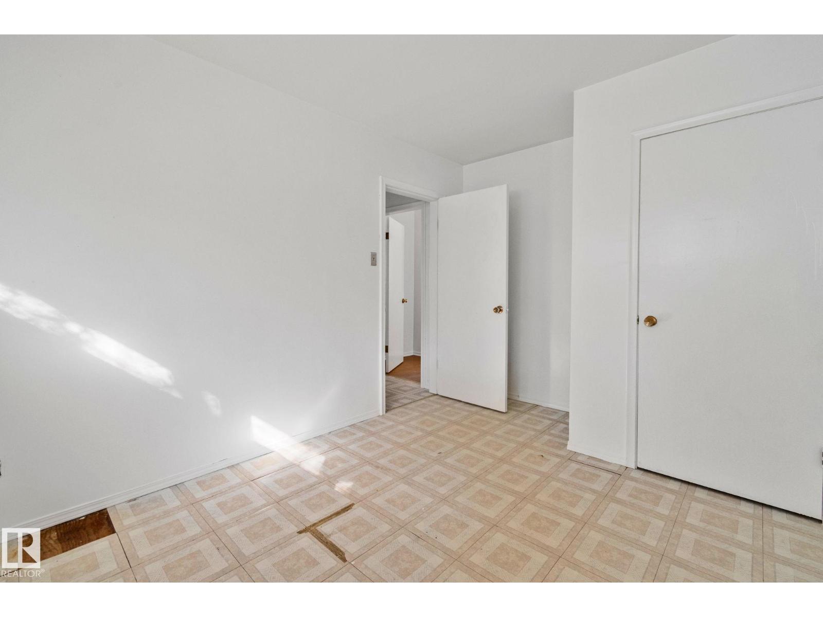 12350 82 ST NW, Edmonton