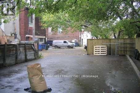 124 BALDWIN STREET - 22