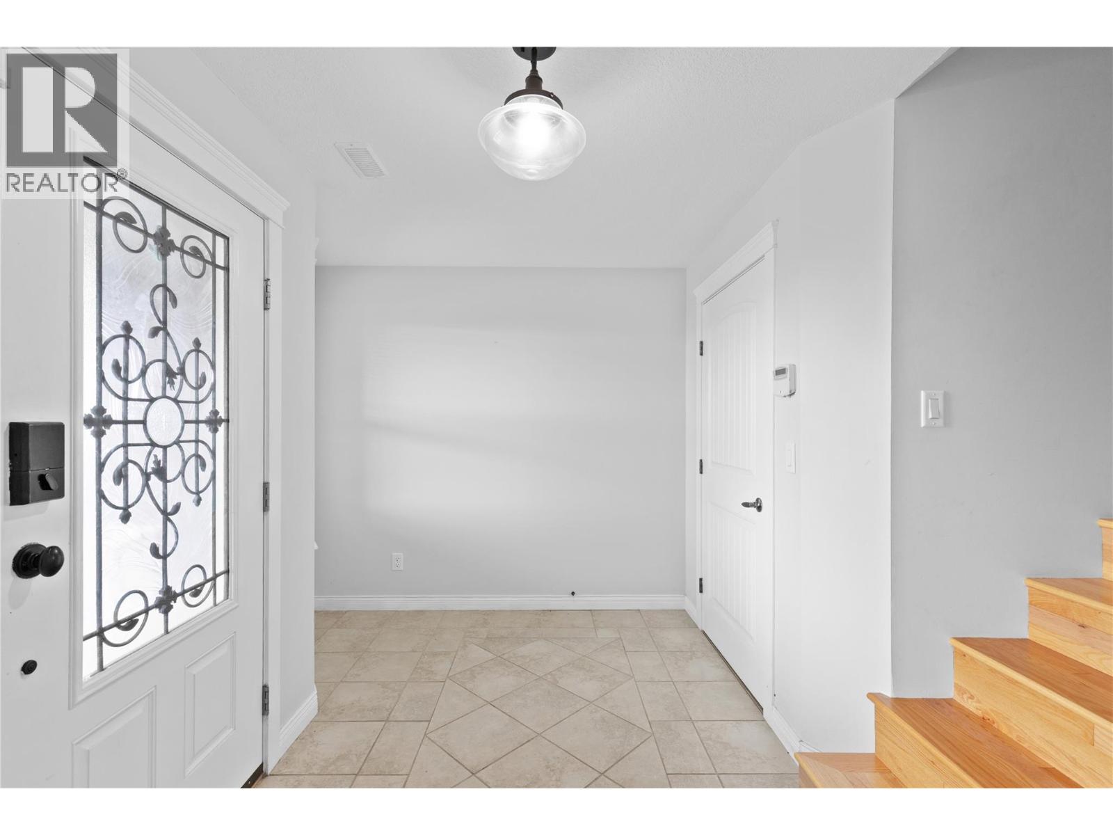 647 Middleton Way, Coldstream
