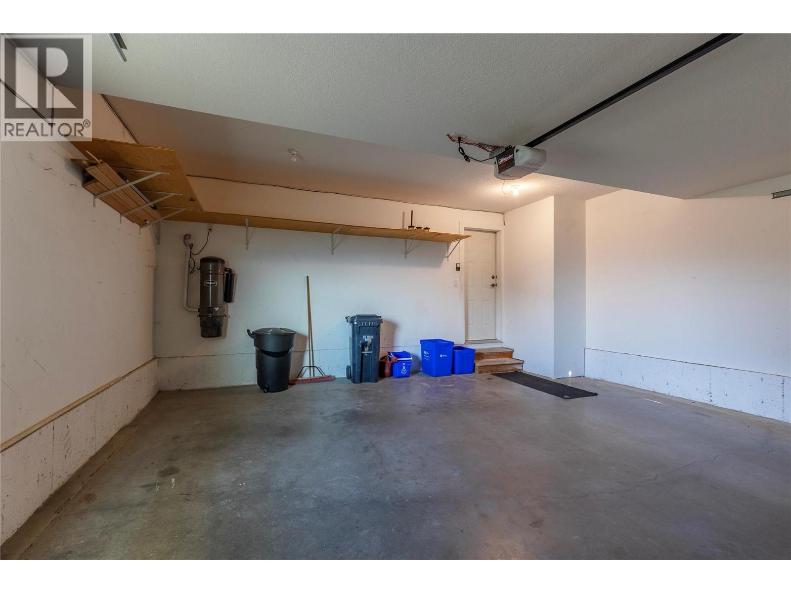 647 Middleton Way, Coldstream
