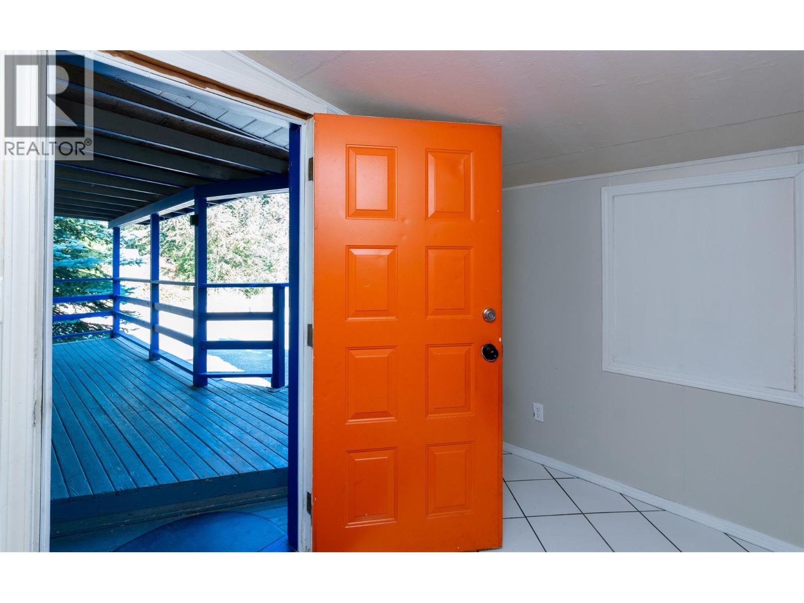 8 5235 Shaw Road Southeast, Salmon Arm