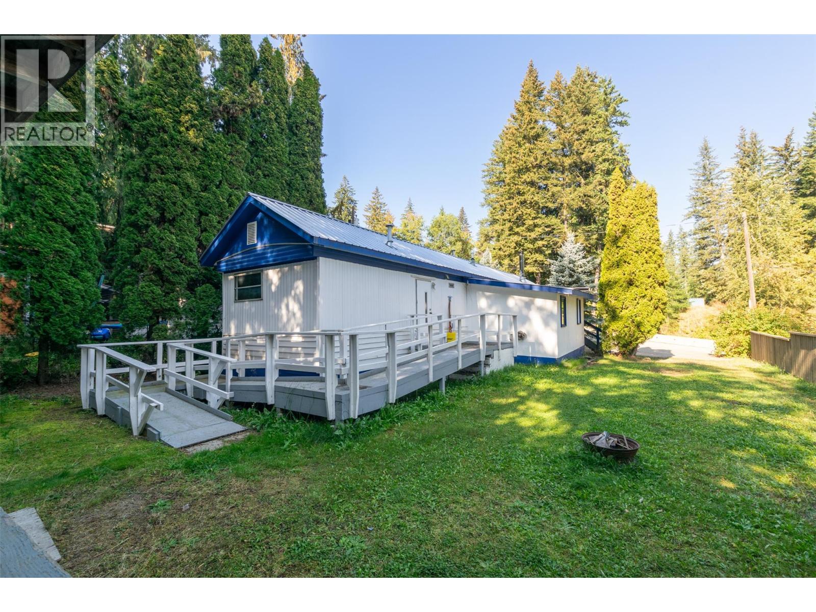 8 5235 Shaw Road Southeast, Salmon Arm