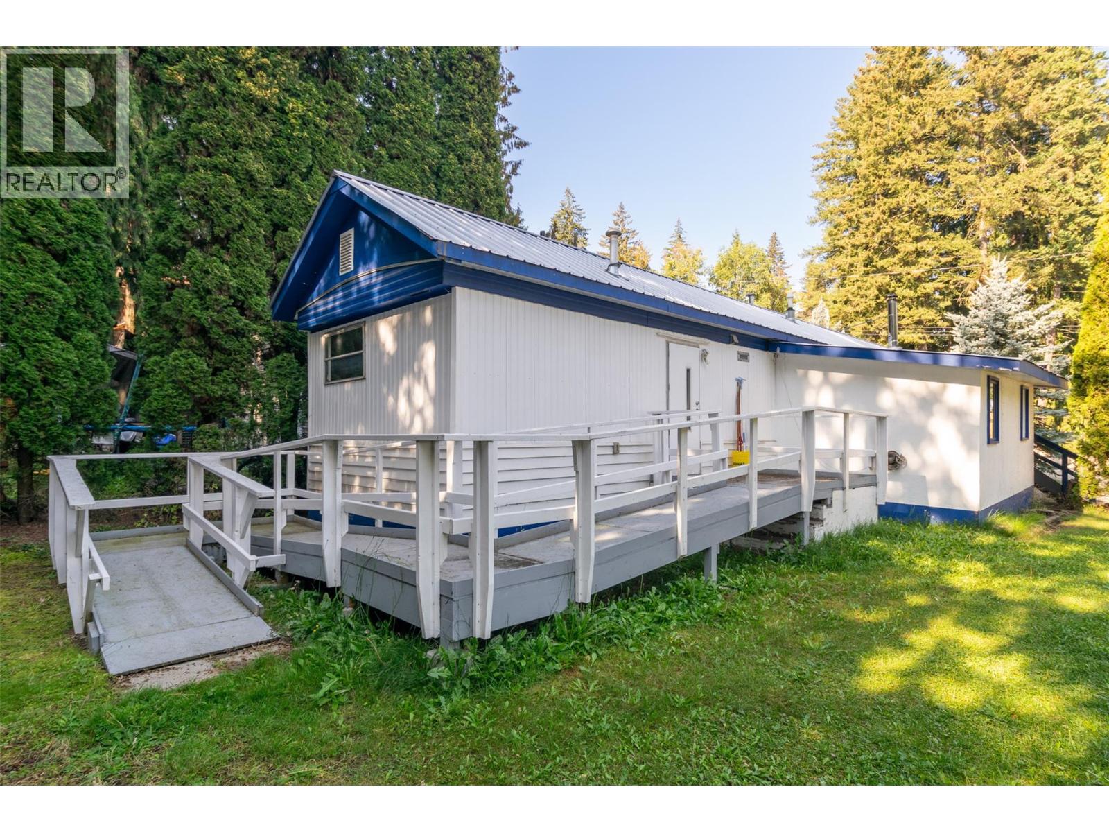 8 5235 Shaw Road Southeast, Salmon Arm