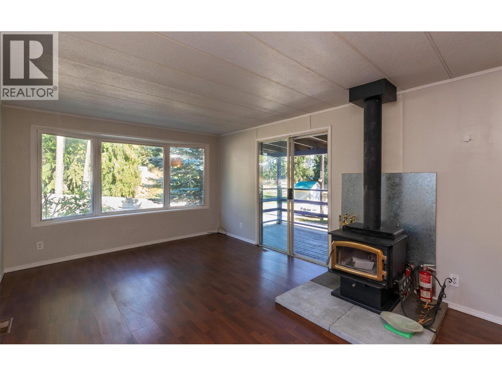 8 5235 Shaw Road Southeast, Salmon Arm