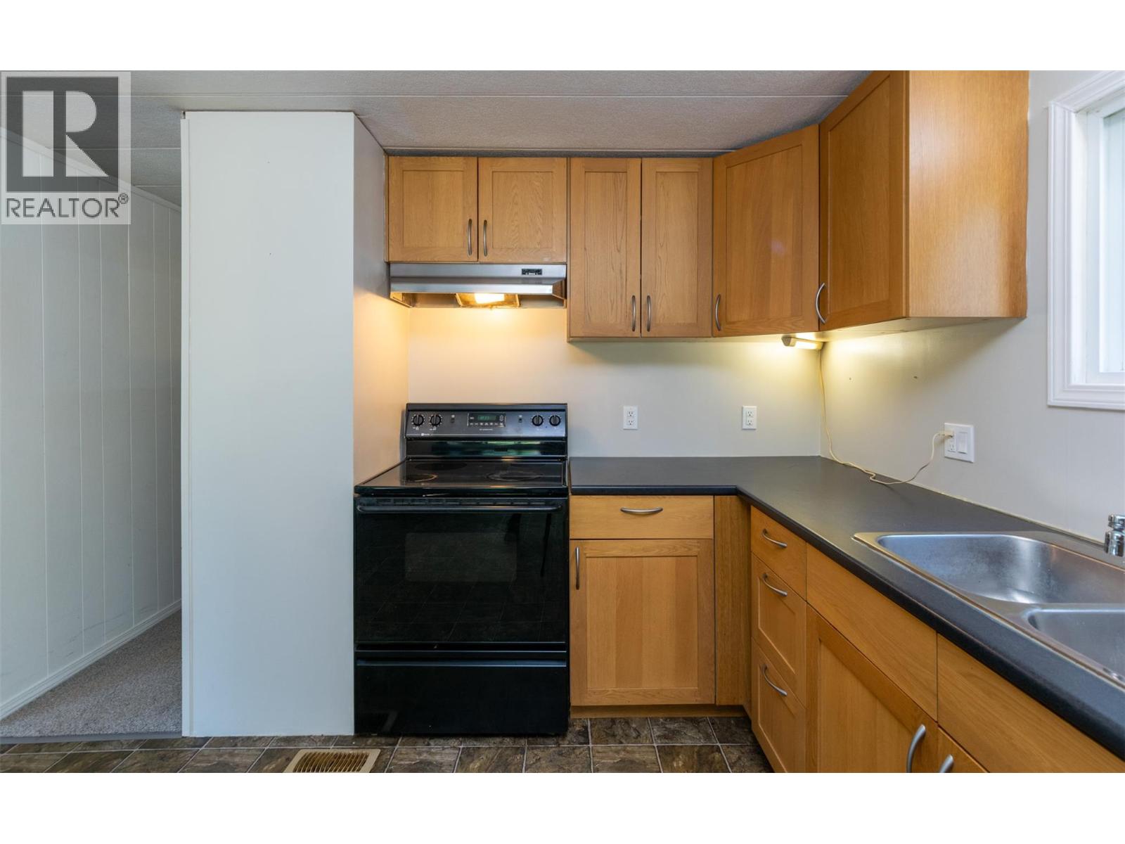 8 5235 Shaw Road Southeast, Salmon Arm