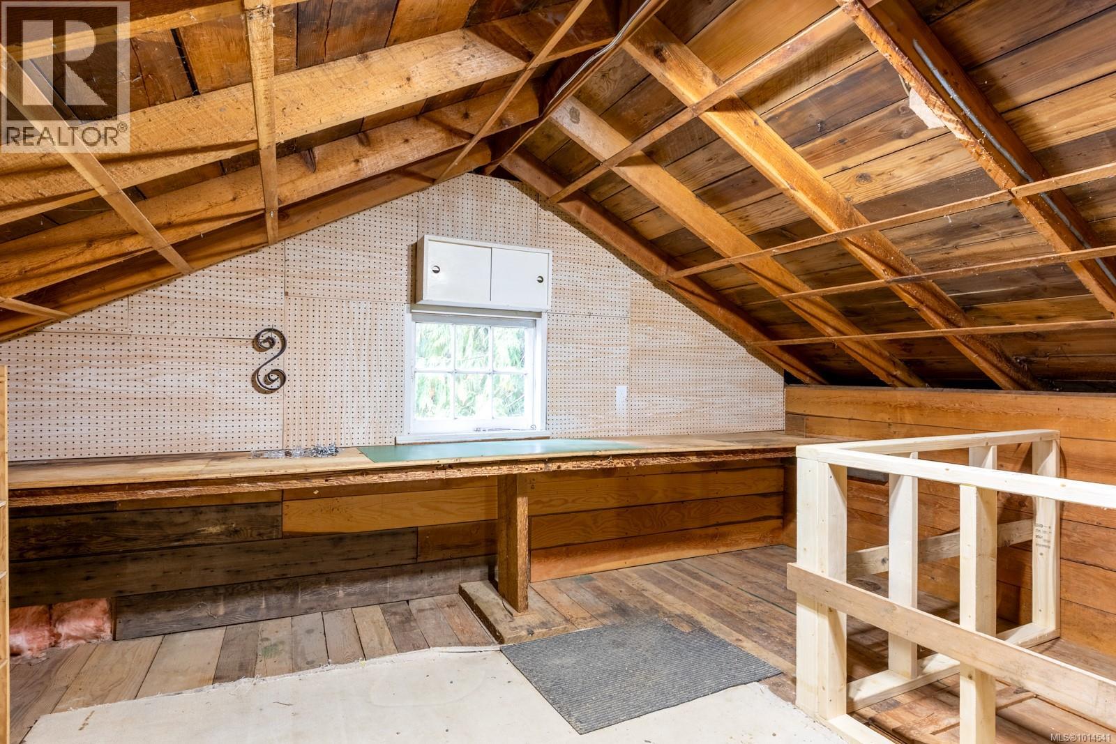 2875 Cumberland Rd, Courtenay