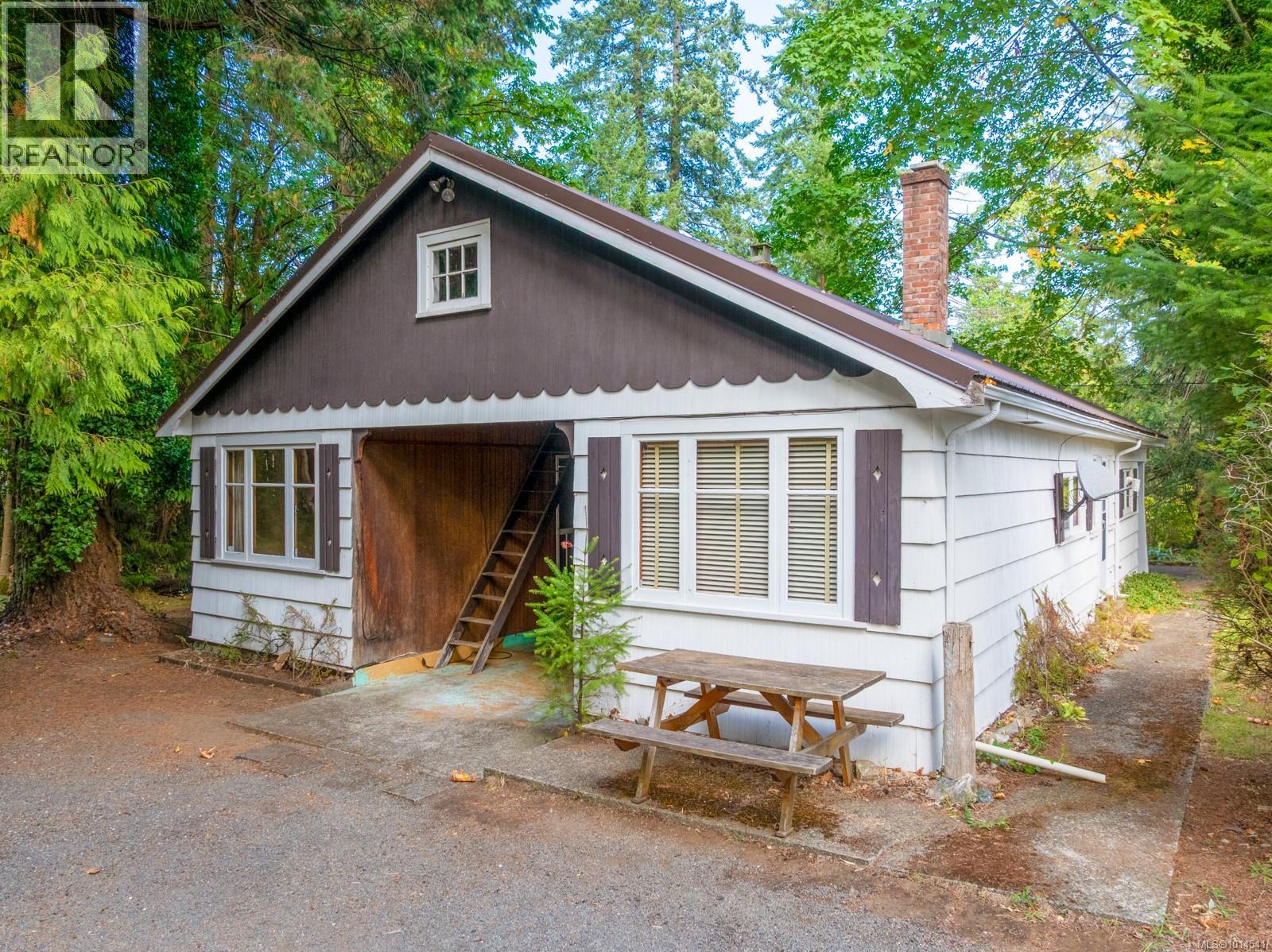 2875 Cumberland Rd, Courtenay