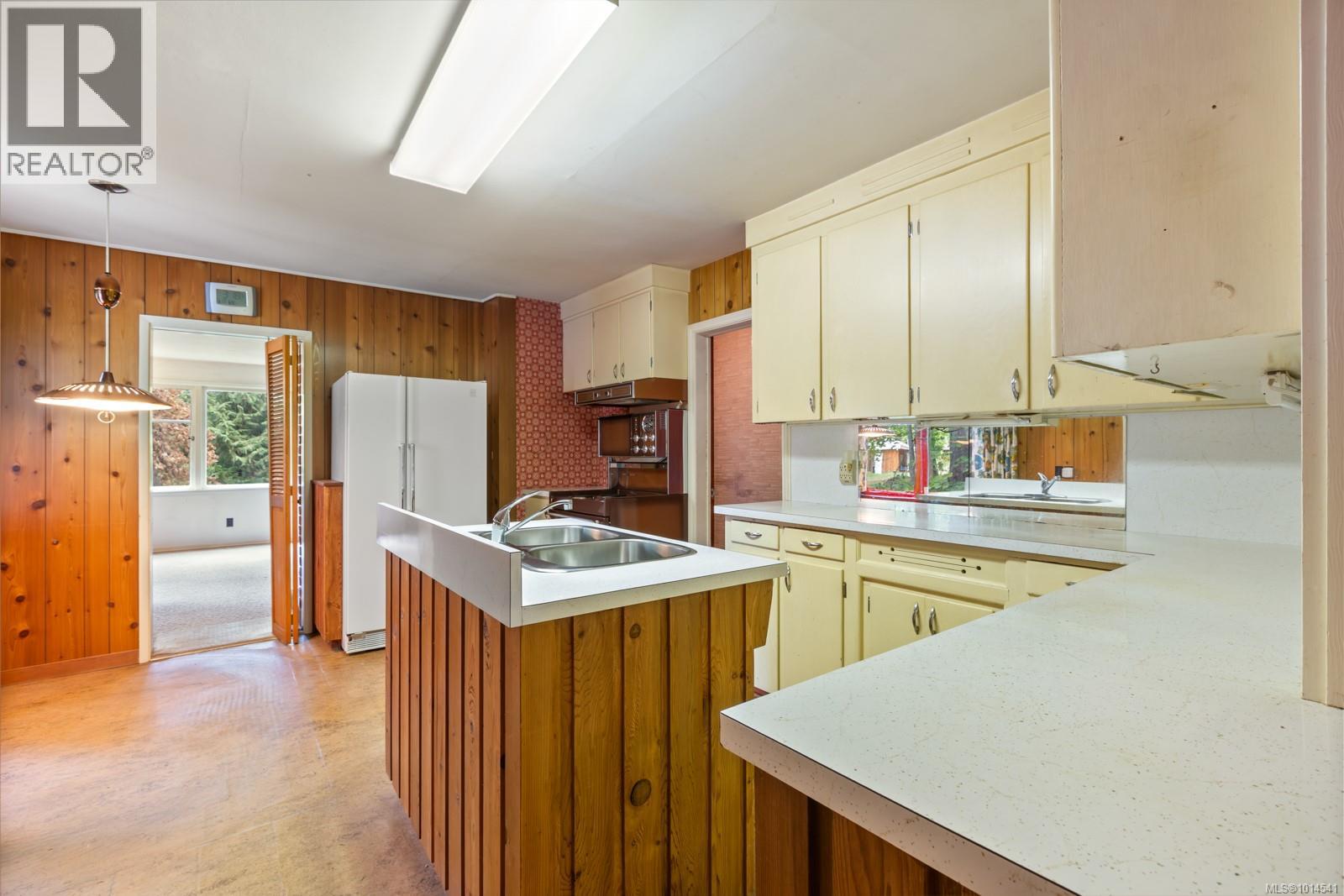 2875 Cumberland Rd, Courtenay