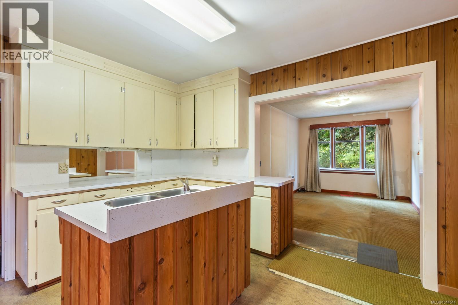 2875 Cumberland Rd, Courtenay