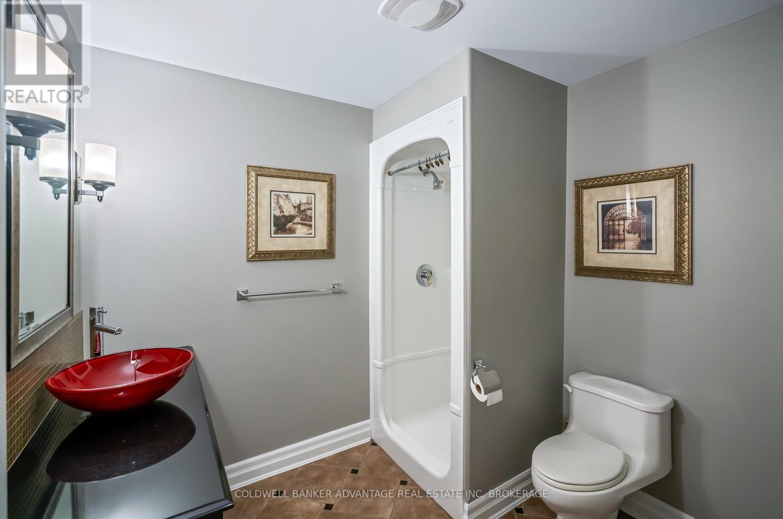 152 REDWOOD COURT - 28