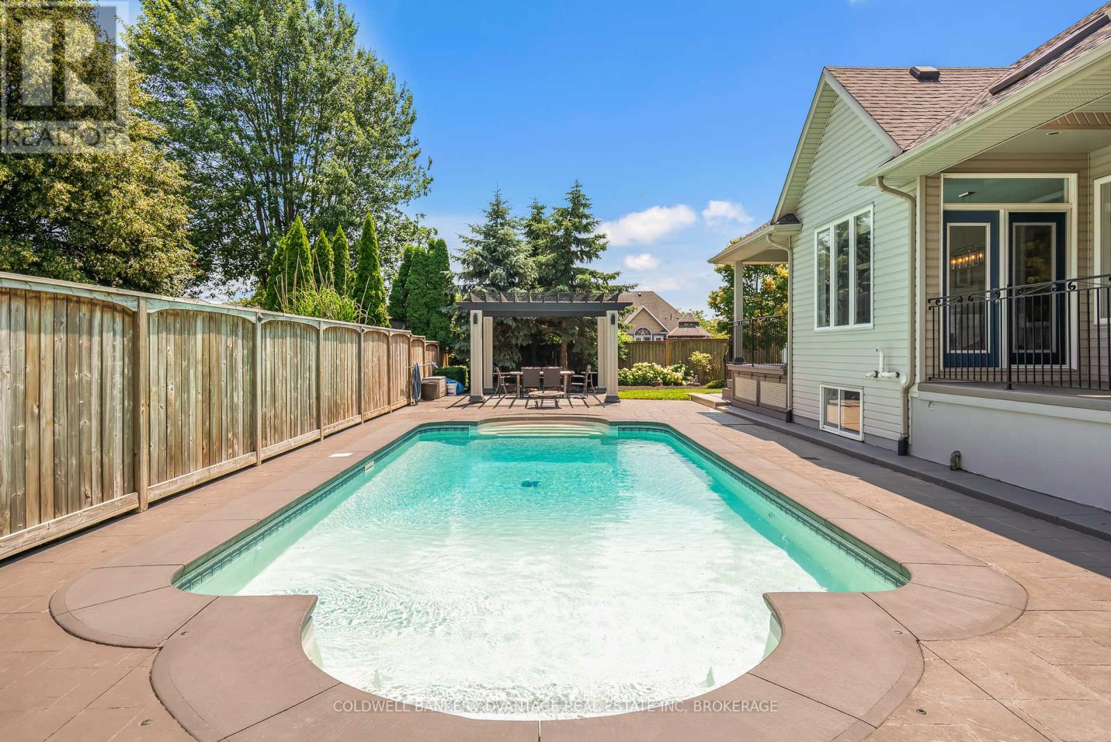 152 REDWOOD COURT - 35