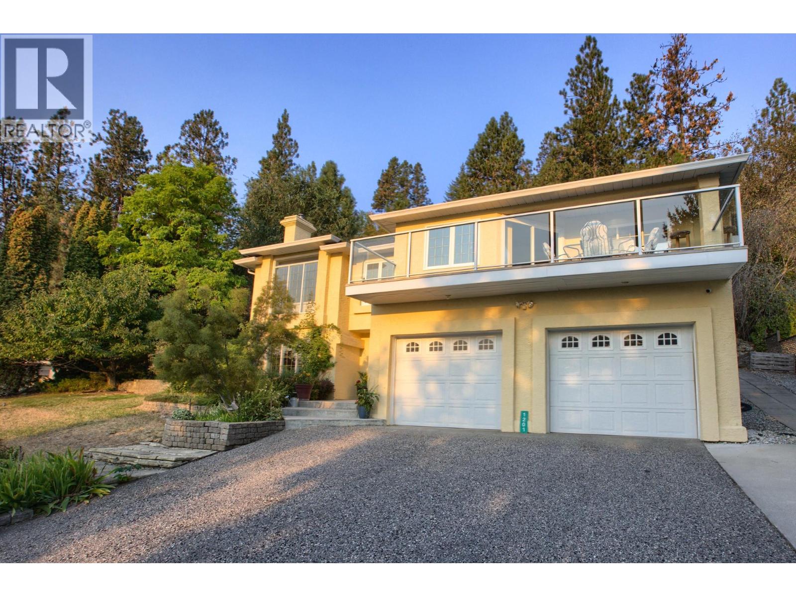 1201 Trevor Drive, West Kelowna