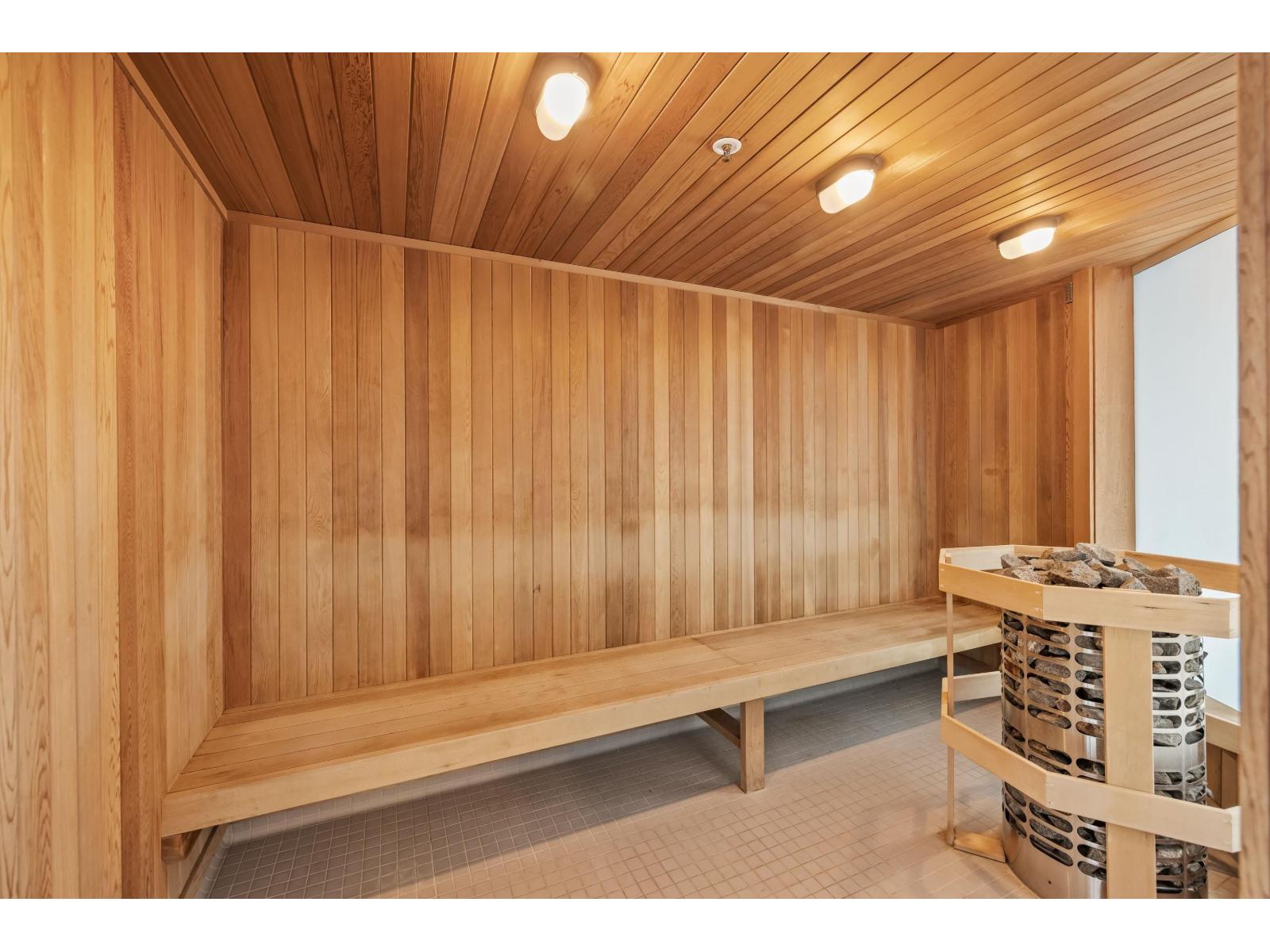 1804 1501 FOSTER STREET, White Rock