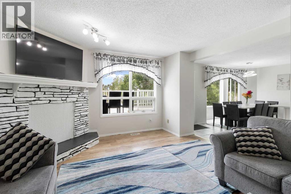 Single Family House for Sale in  Hidden Valley Drive NW Hidden Valley Calgary 