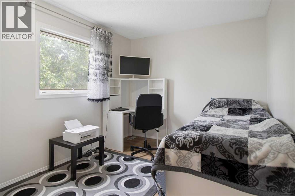 Single Family House for Sale in  Hidden Valley Drive NW Hidden Valley Calgary 