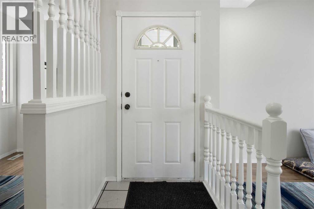 Single Family House for Sale in  Hidden Valley Drive NW Hidden Valley Calgary 