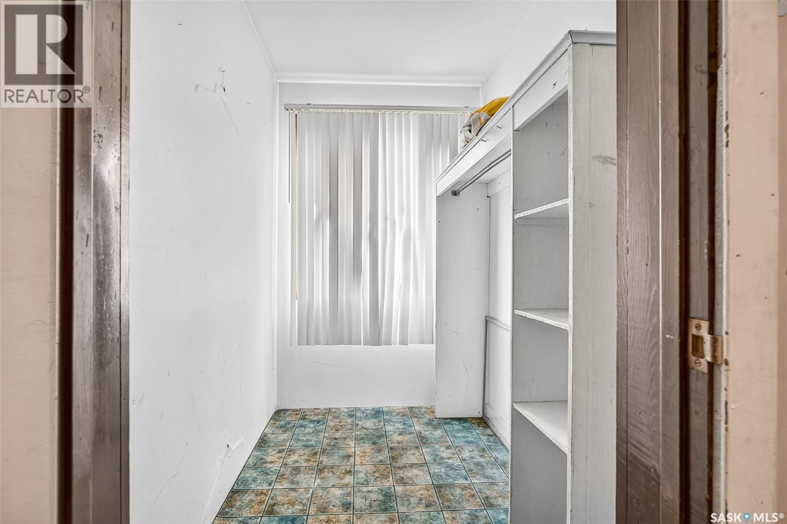 1038 Athabasca STREET E - 17