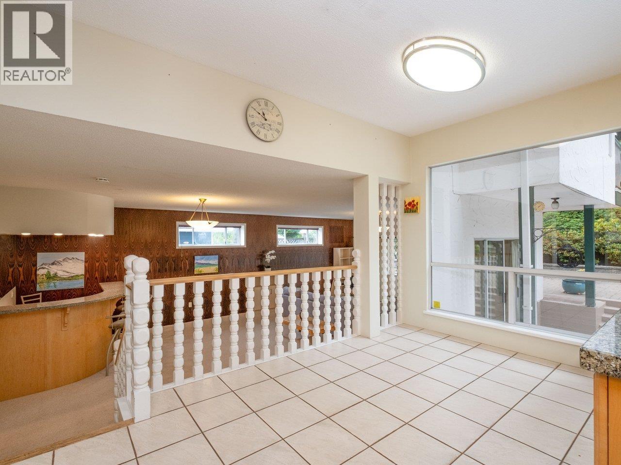 375 FAIRWAY DRIVE, North Vancouver