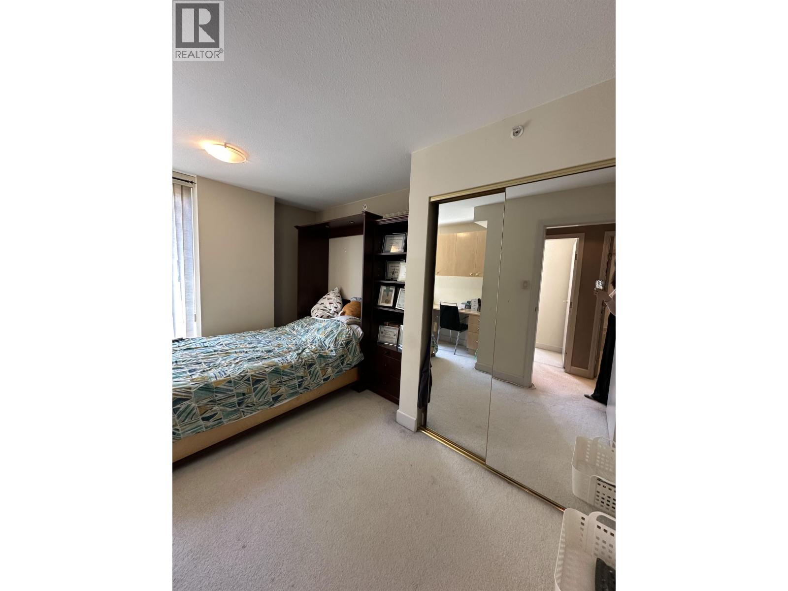 122 1228 MARINASIDE CRESCENT, Vancouver