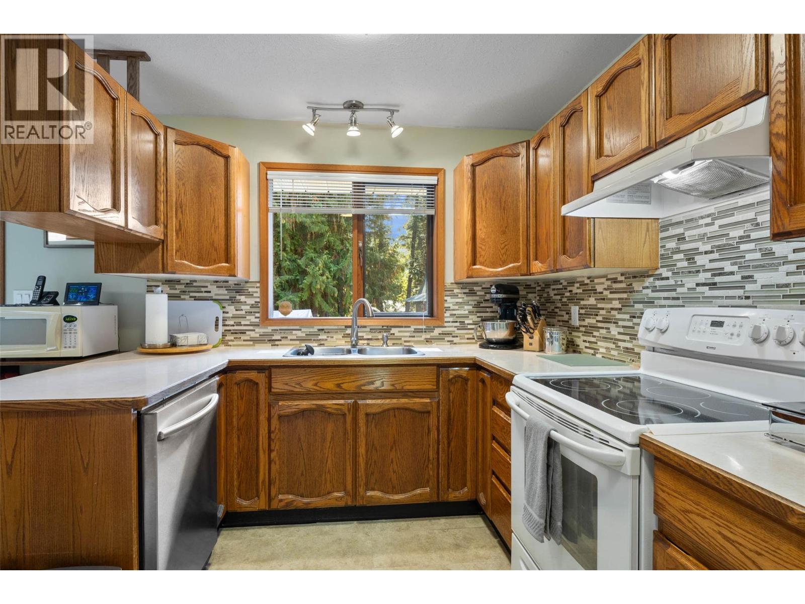 4072 Butters Road - 5