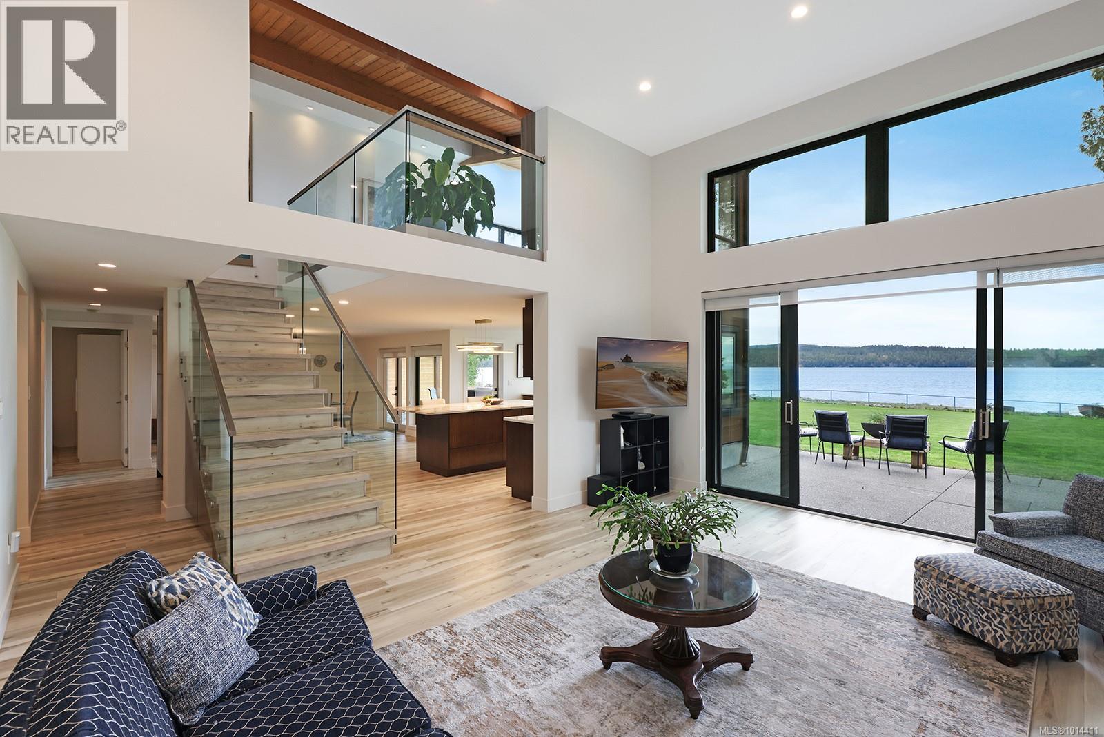 154 Baynes Dr, Fanny Bay