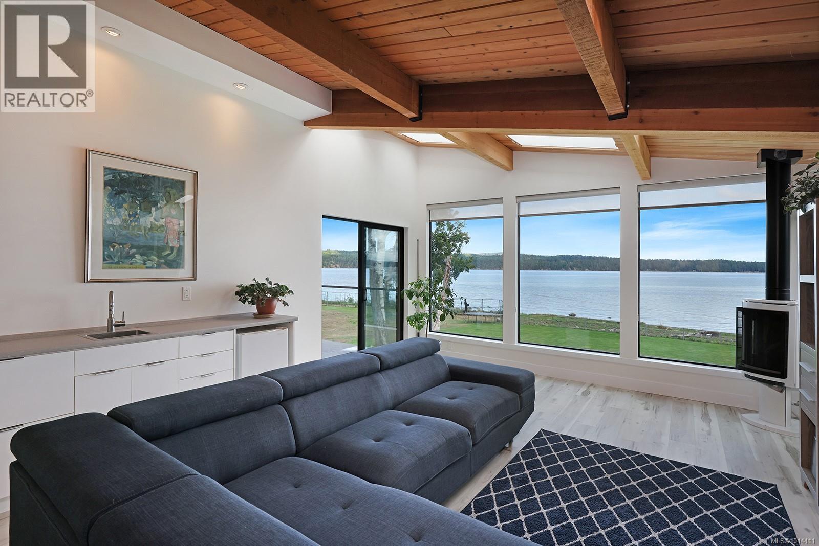 154 Baynes Dr, Fanny Bay