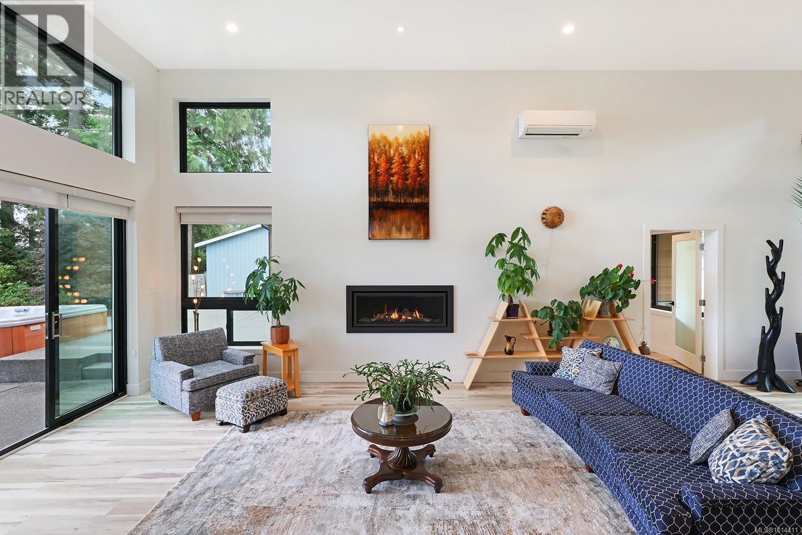 154 Baynes Dr, Fanny Bay