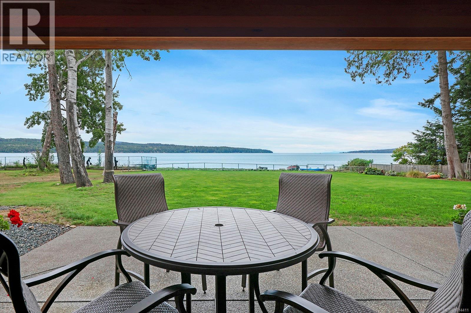 154 Baynes Dr, Fanny Bay