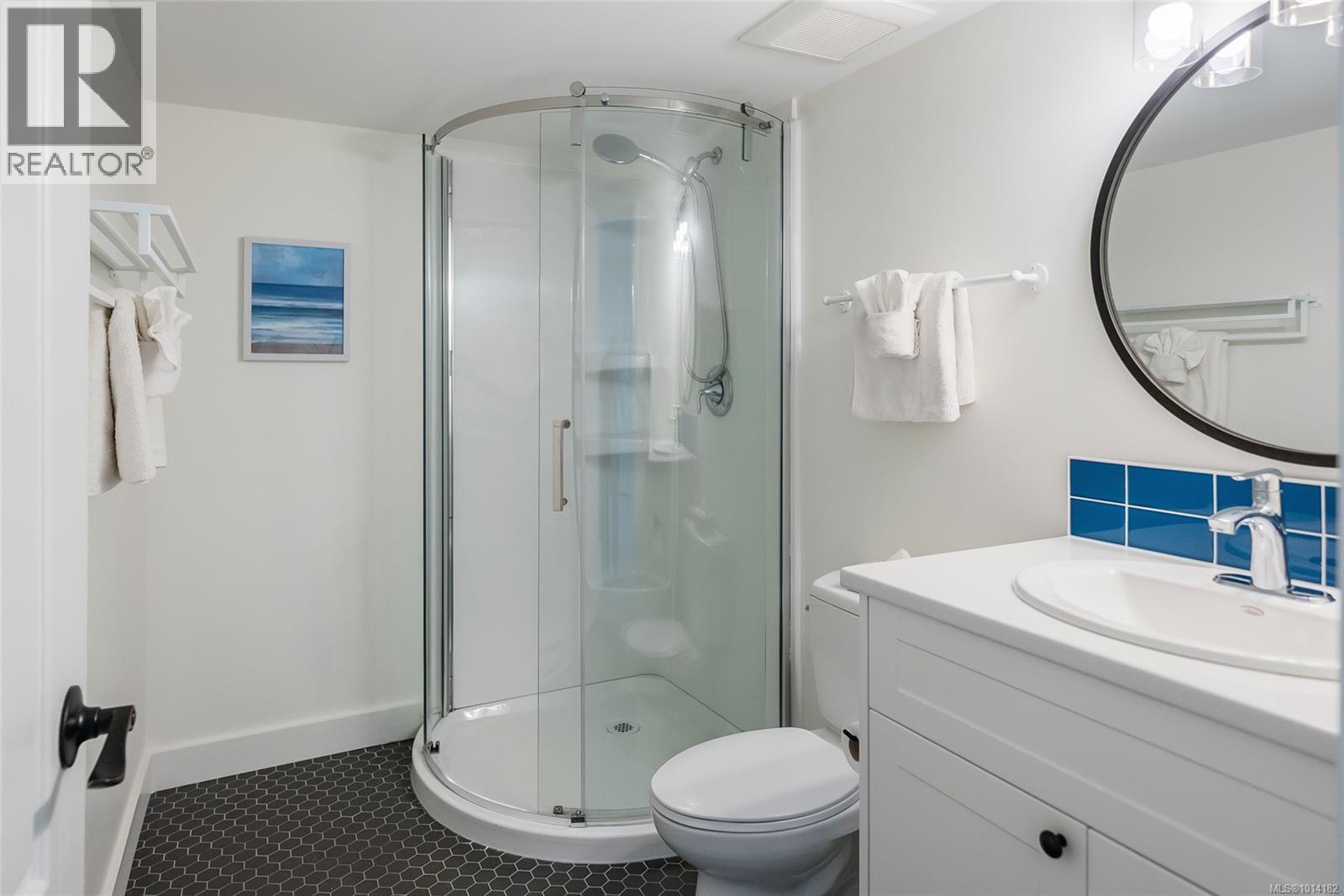 17 1135 Resort Dr, Parksville